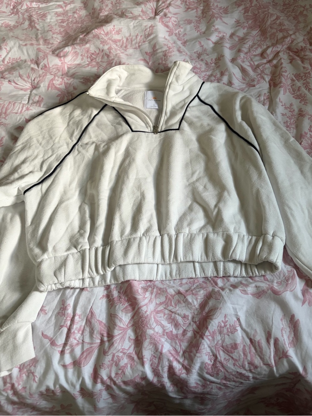 Marshalls White Quarter-Zip Pullover with Black Piping